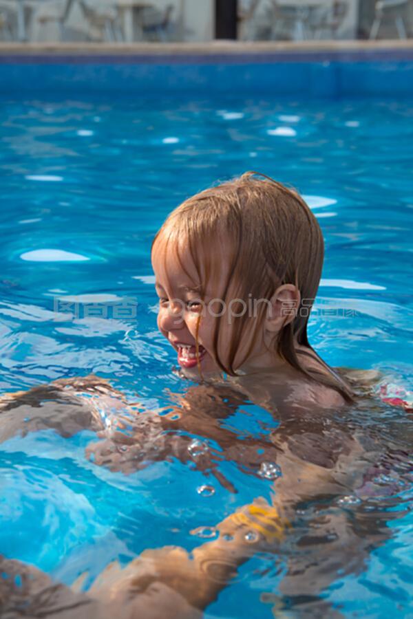 带伊字的男孩名字：独特且富有寓意的选择